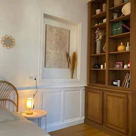 Apartament Comedy: Heart Of Town Facing The Na Region Poitiers